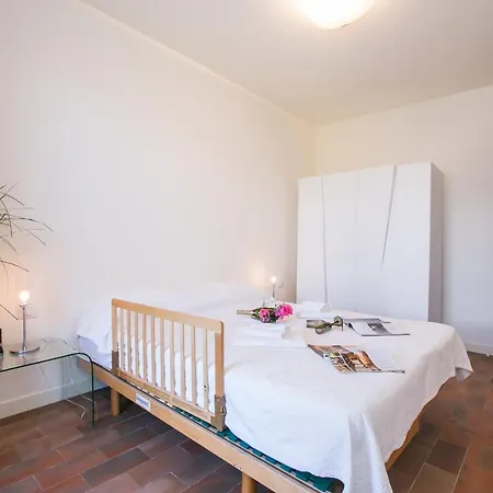Griante Sleeps 15 Pool Air Con Villa Cadenabbia