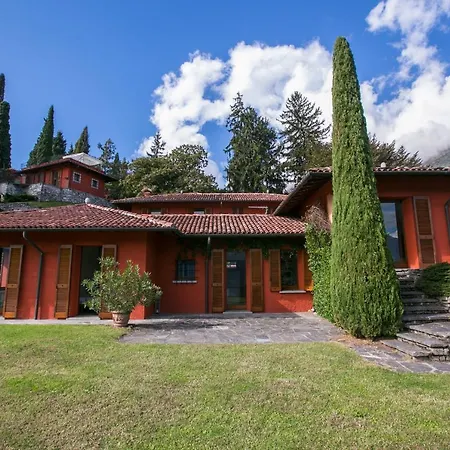 فيلة Griante Sleeps 15 Pool Air Con Cadenabbia