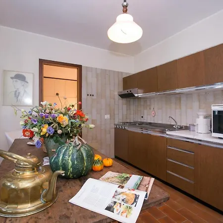 فيلة Griante Sleeps 15 Pool Air Con Cadenabbia