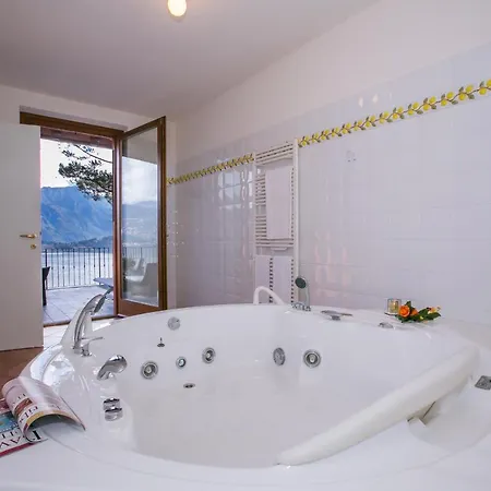 וילה Griante Sleeps 15 Pool Air Con *